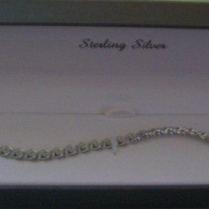 MACY'S Diamond Swirl Tennis Bracelet (1/2 ct. t.w.), New with Tags